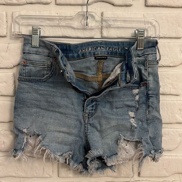 American Eagle "Curvy Hi-Rise Shortie" size 2 - Picture 5 of 10